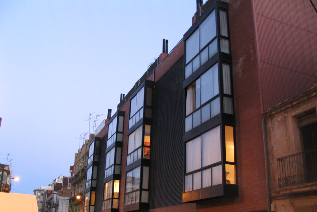 Estructuras metálicas Barcelona en proyectos industriales y residenciales